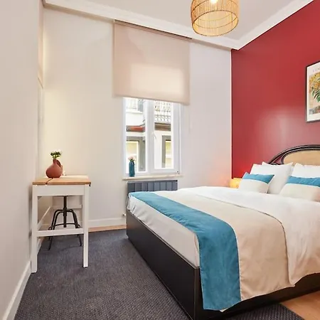 Charming 3br 2bath Ac In Center - Santur D8