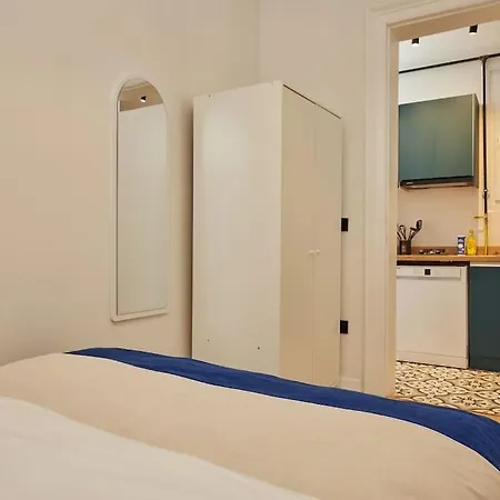 Charming 3br 2bath Ac In Center - Santur D8 Appartement