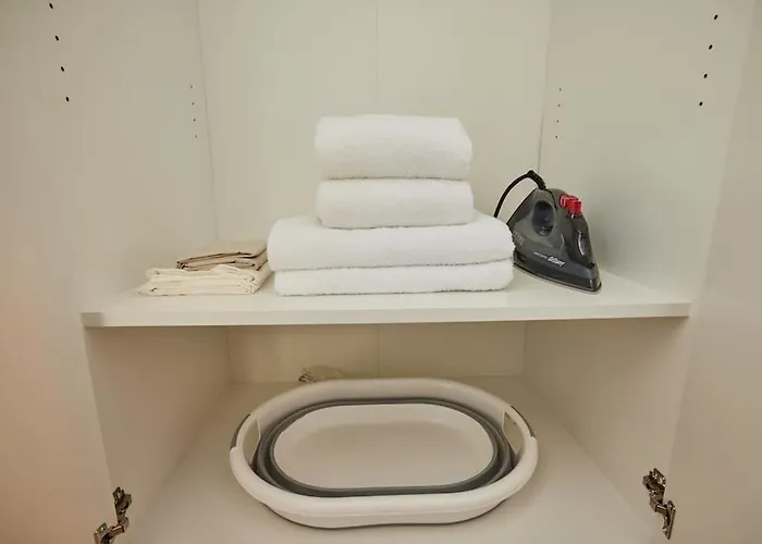 Appartamento Charming 3br 2bath Ac In Center - Santur D8